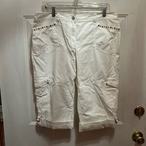 White capris